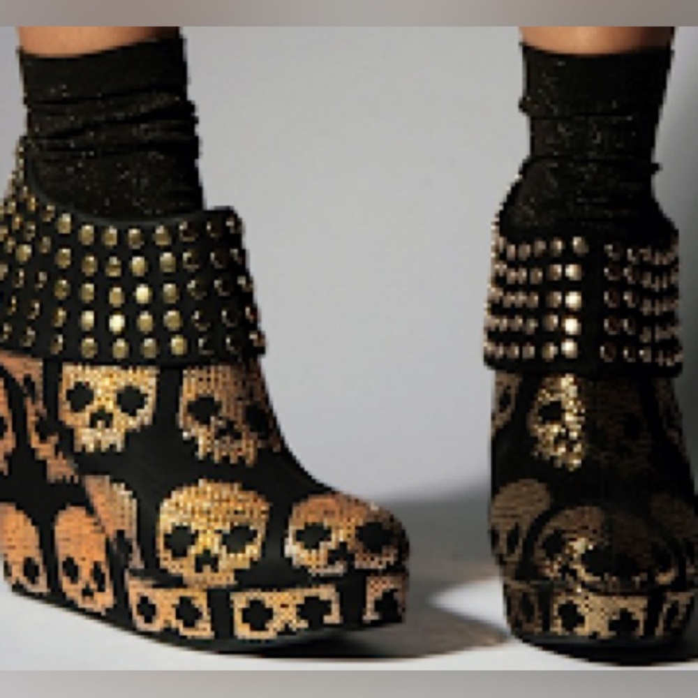 Vintage Iron Fist Studded Skull Wedge Ankle Boots Black and Gold Stud Punk Rock